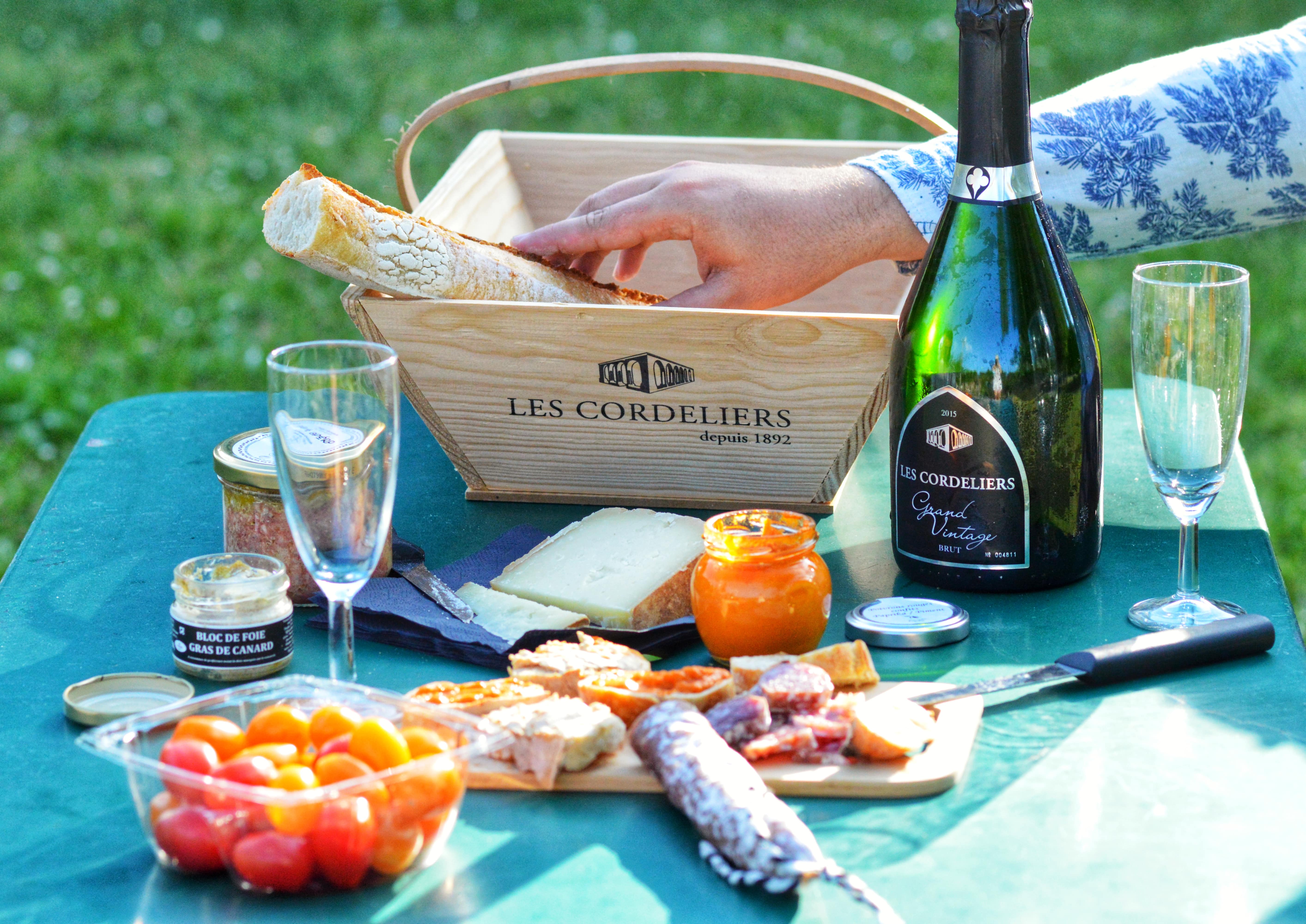 Cloître des Cordeliers - Bar à vins